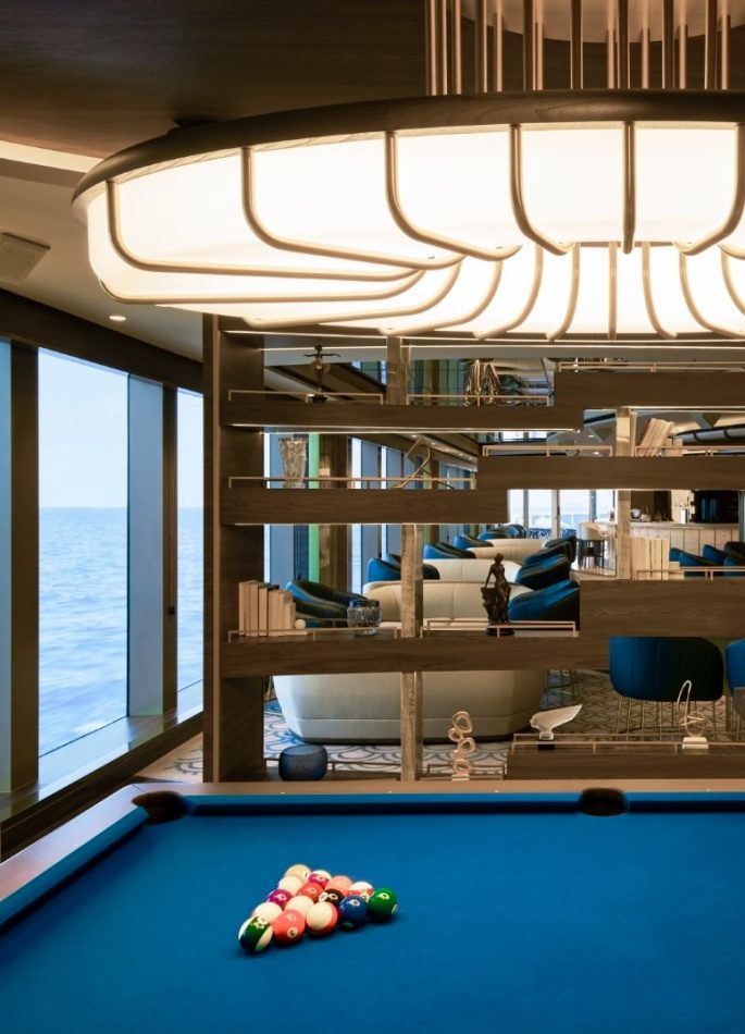 Astern Lounge