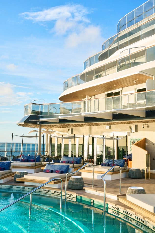 Astern Pool & Bar
